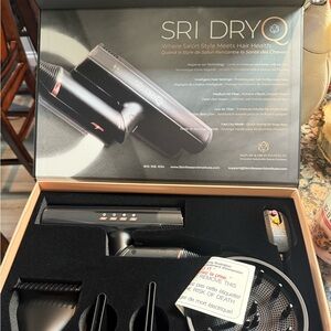 Hair dryer